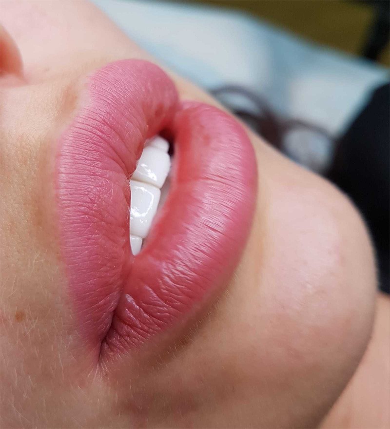 gubi 003 - Перманентный макияж губ